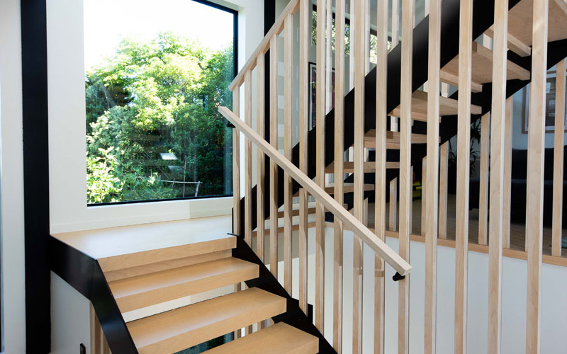 Lateralis Stairs – side plate steel stringers with plywood treads and plywood fins and handrail.
